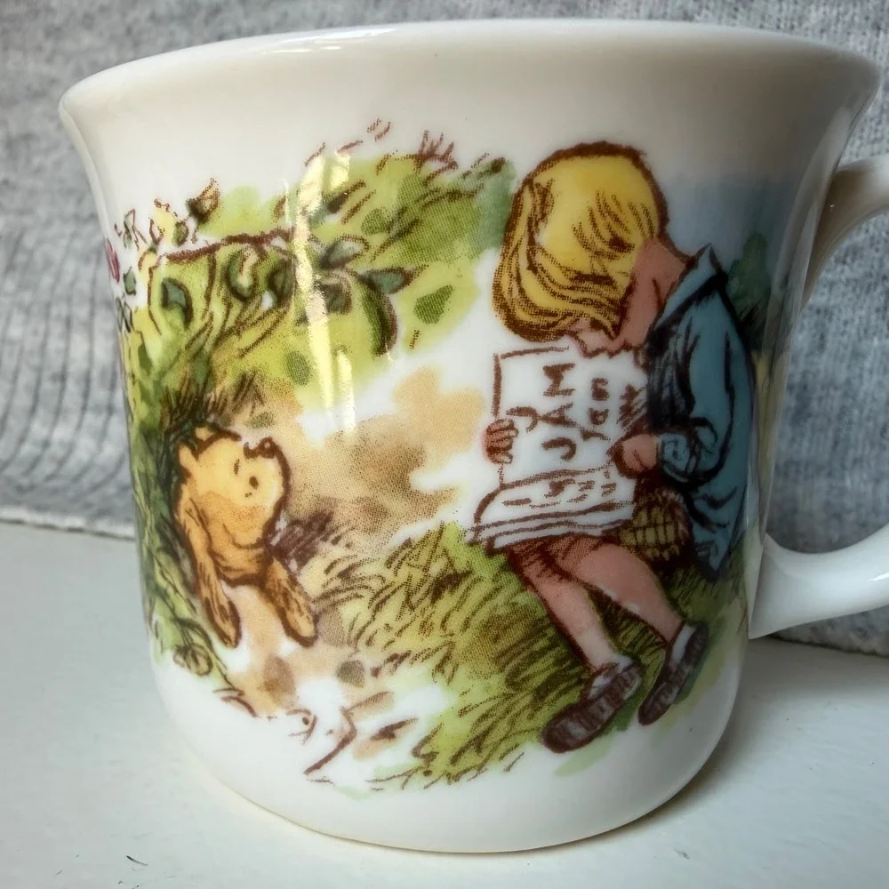 Royal Doulton WINNIE THE POOH Classic 4pc Nursery Set Plate Bowls Mug Bone China